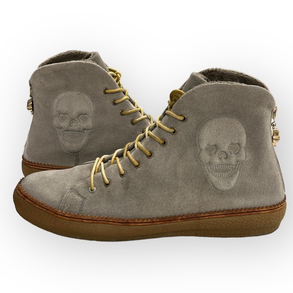 Mastermind Japan Suede Skull Lace-Up Desert Boot - Picture 4 of 13